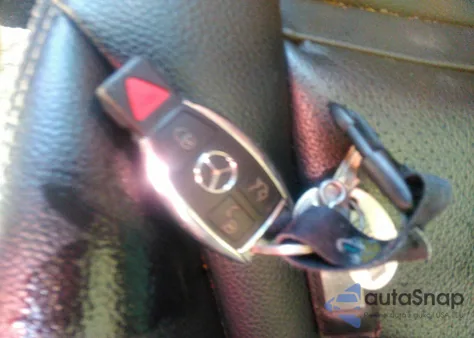 2016 Mercedes-Benz C 300 Sport/Luxury/ z USA, uszkodzony, nr VIN 55SWF4JB1GU166442